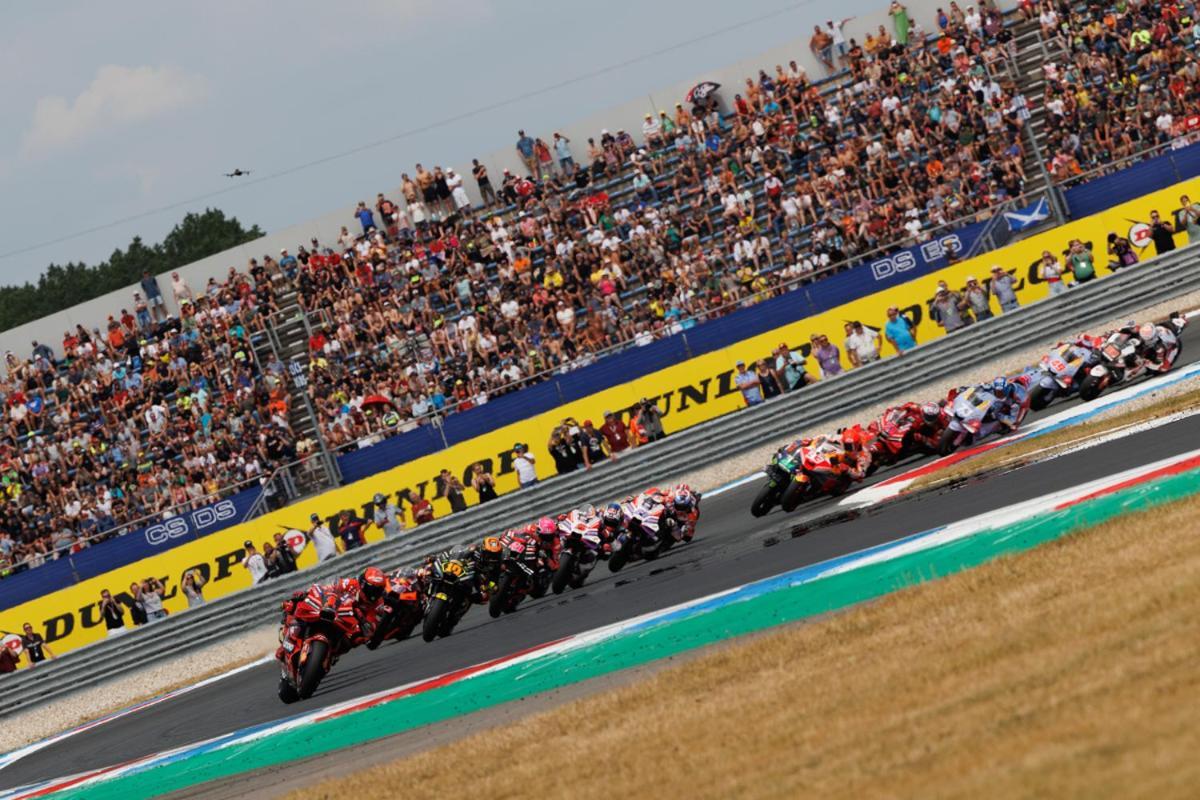 100 Jaar Tt Circuit Assen 2025 Glamping Incl Stroom מראה חיצוני תמונה